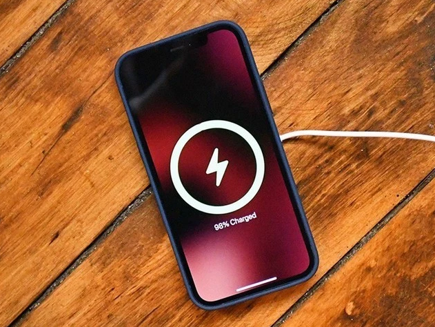 屏边苹果手机维修分享iPhone 12可以随便充电吗 